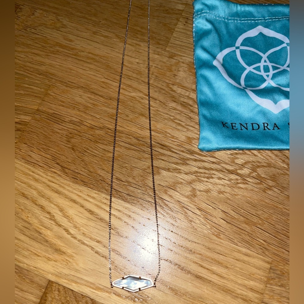 Kendra Scott rose gold adjustable necklace